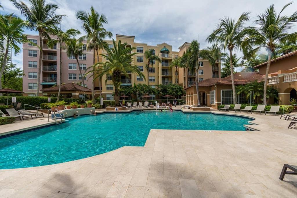 Apartament Yacht Club At Aventura 2 Bed 2 Bath Luxurius Cozy Brand New 2020 Zewnętrze zdjęcie